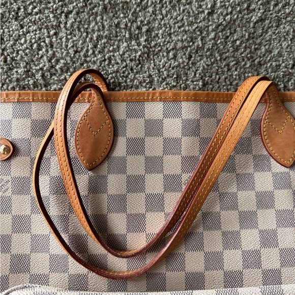 Louis Vuitton white Neverfull Damier MM canvas tote - Picture 5 of 14
